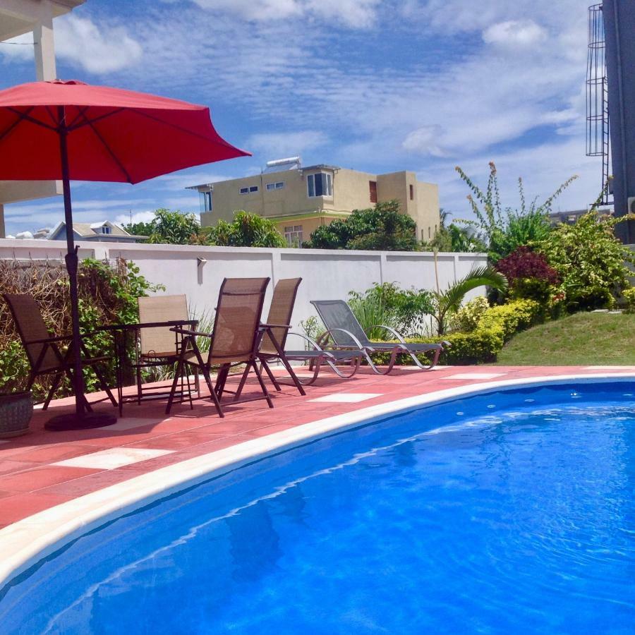 Cardamon Villa Is A 2 Bedroom With 1 Bathroom And Seperate Toilet Detached House With Ac And Swimming Pool , 5 Minutes Walk From Flic En Flac Public Beach Εξωτερικό φωτογραφία