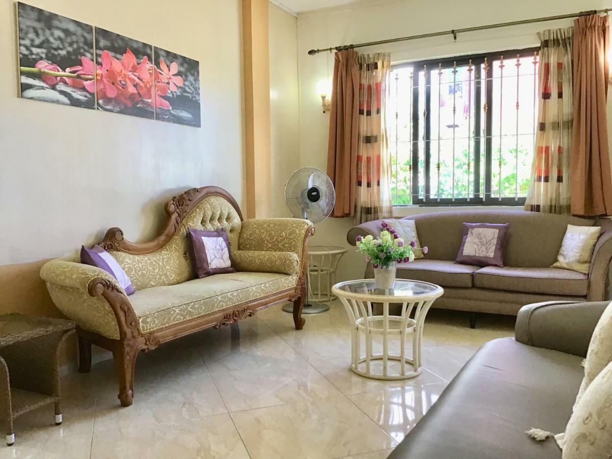 Cardamon Villa Is A 2 Bedroom With 1 Bathroom And Seperate Toilet Detached House With Ac And Swimming Pool , 5 Minutes Walk From Flic En Flac Public Beach Εξωτερικό φωτογραφία
